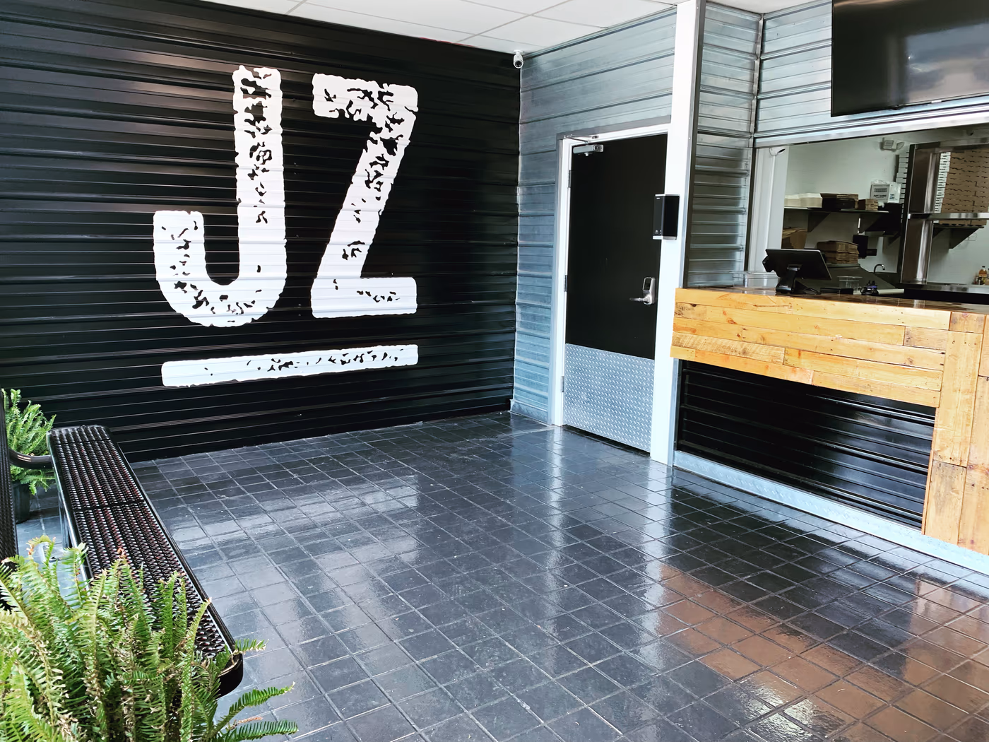 Johnny Z's Pizzeria
