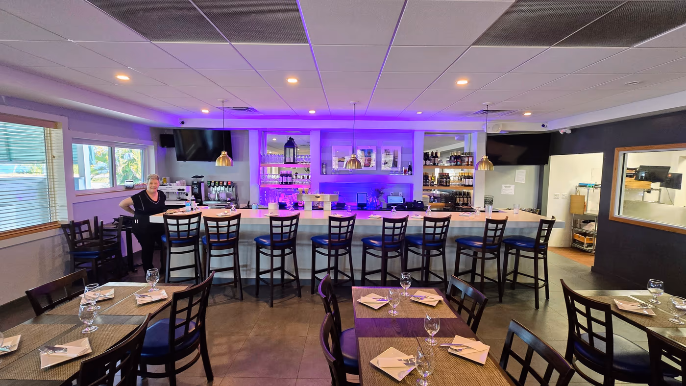 Jolie American Bistro Restaurant