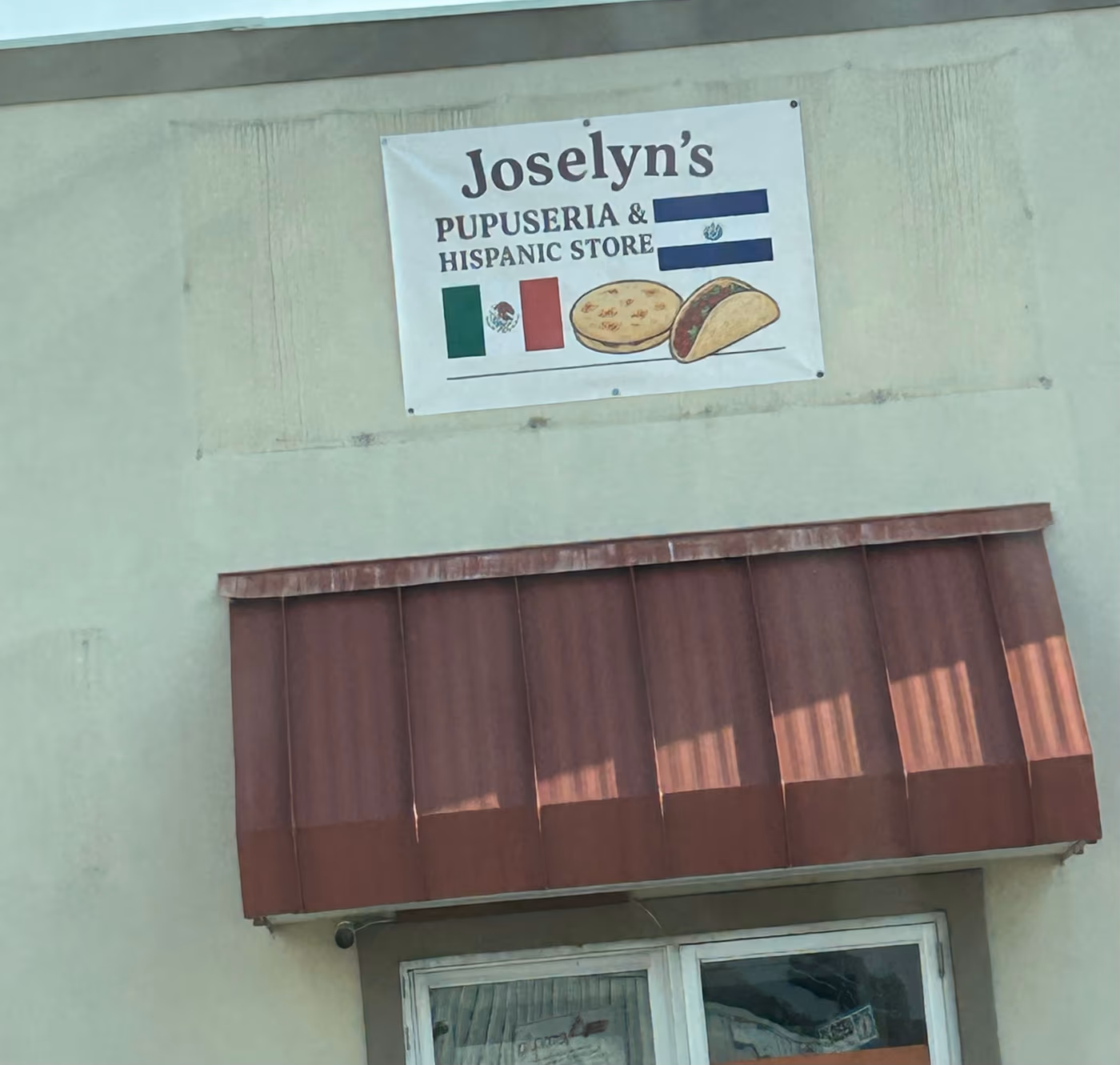Joselyn’s Pupuseria & Hispanic Store