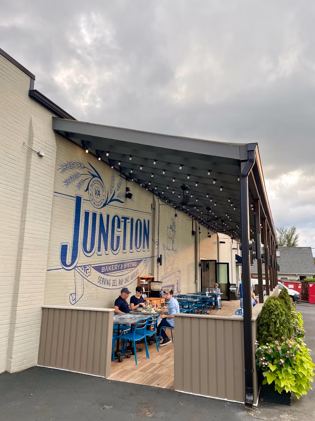 Junction Bakery & Bistro photo 3