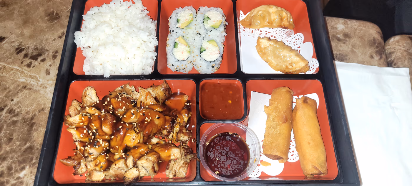 Kaen Na Ramen & Sushi photo 2