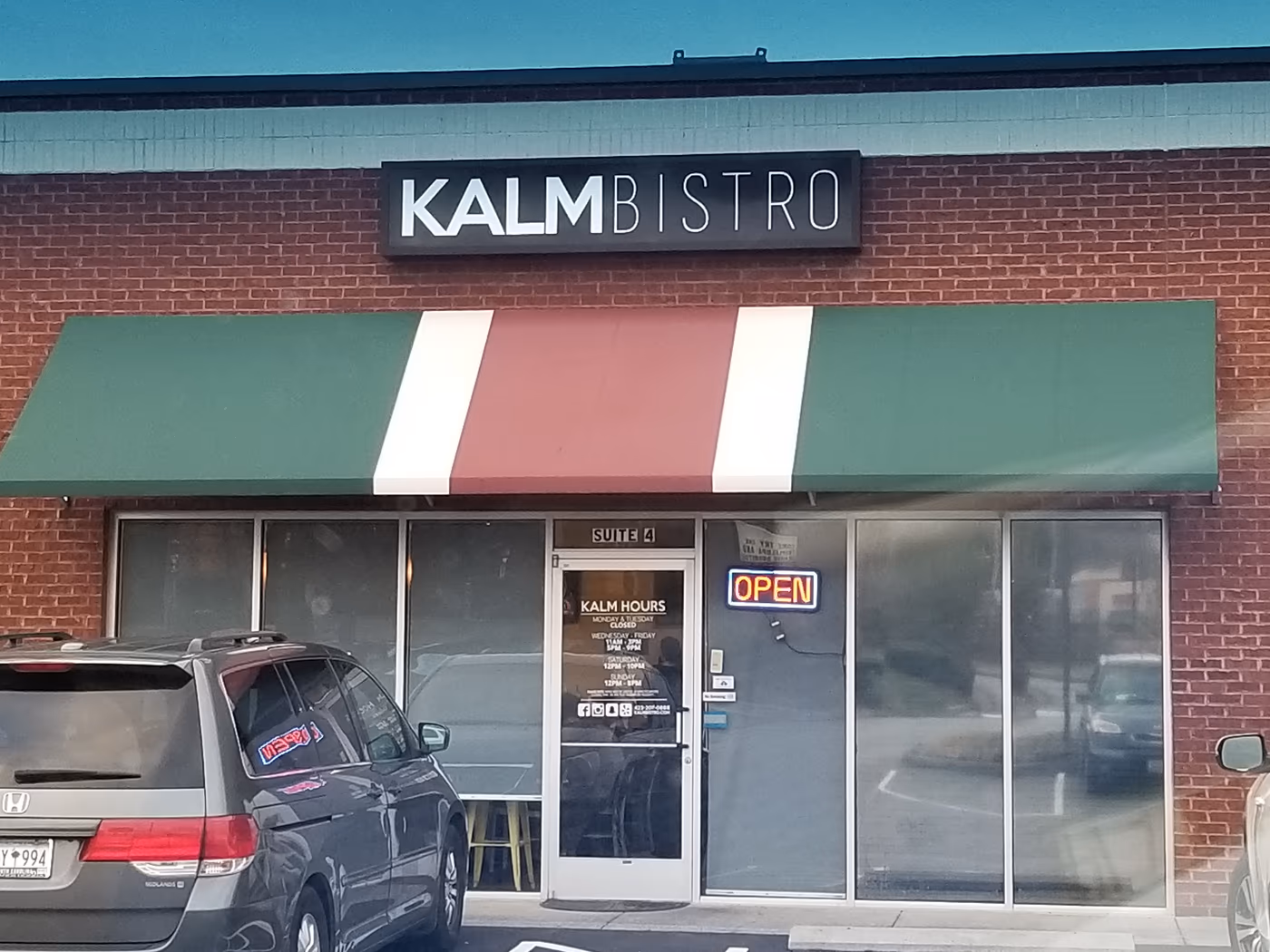 KALM Bistro