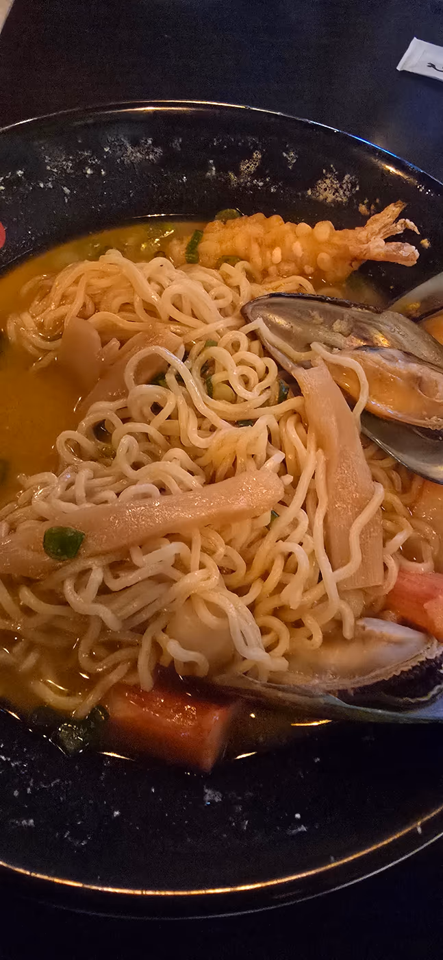 Kami Ramen Bar photo 2