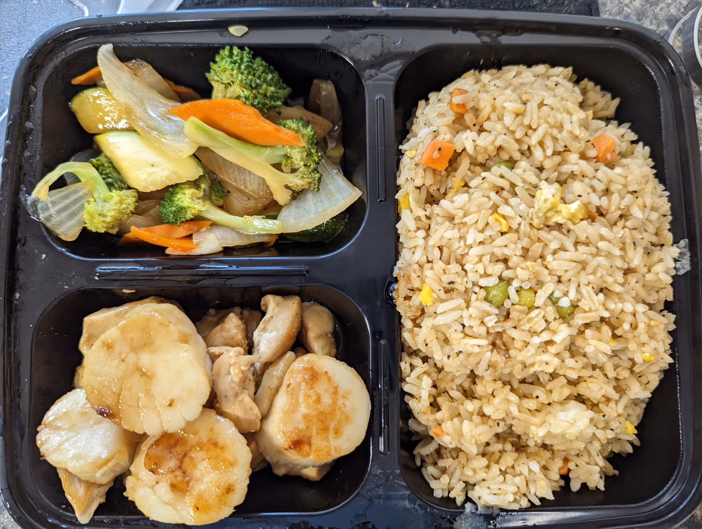 Kamikaze Hibachi & Sushi photo 4