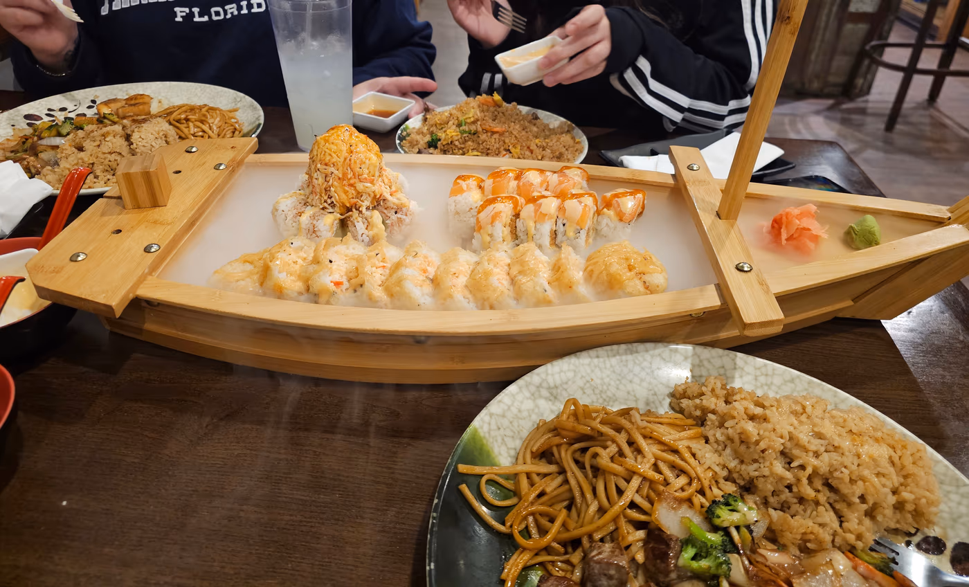 Kampachi Sushi & Hibachi | Japanese photo 2