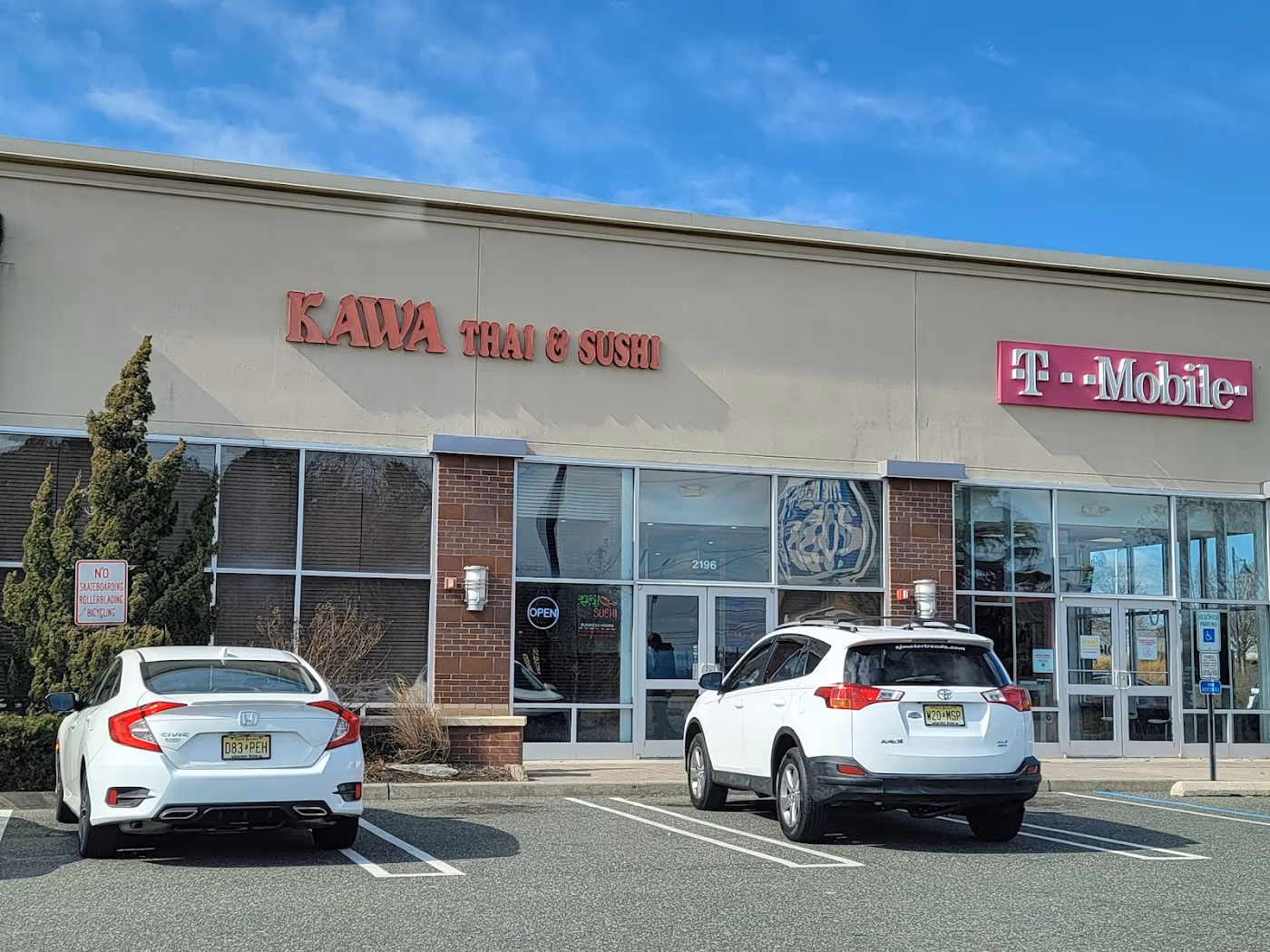 Kawa Thai And Sushi