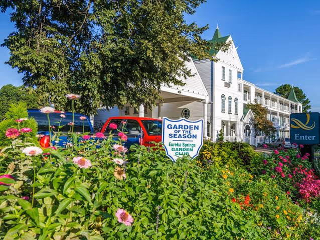 Kenyon Inn & Restaurant photo 2