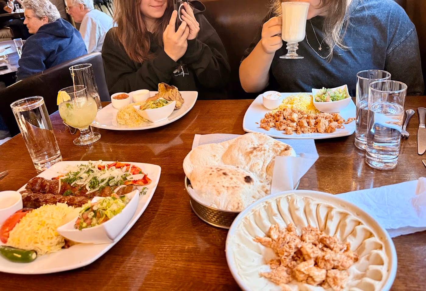 Khalo Naser Syrian Cuisine & Lounge photo 2
