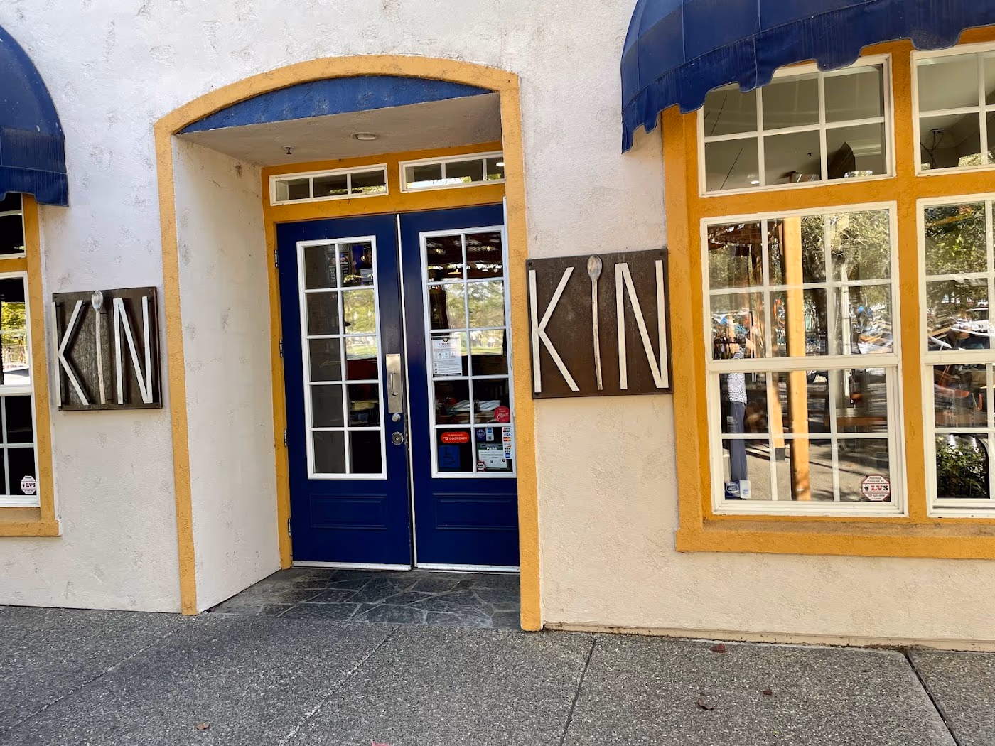 KIN Windsor