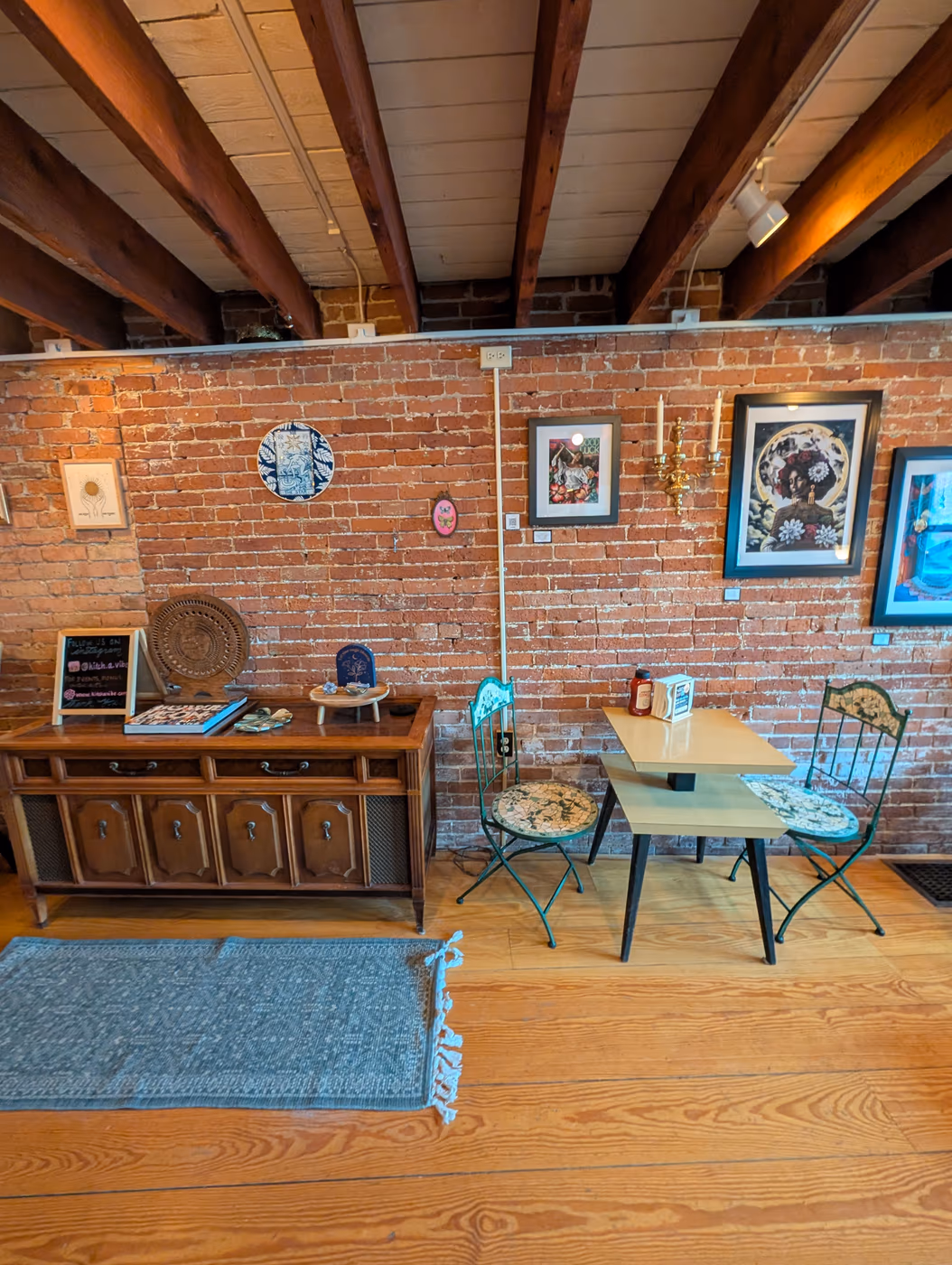 Kitch A Vibe photo 3