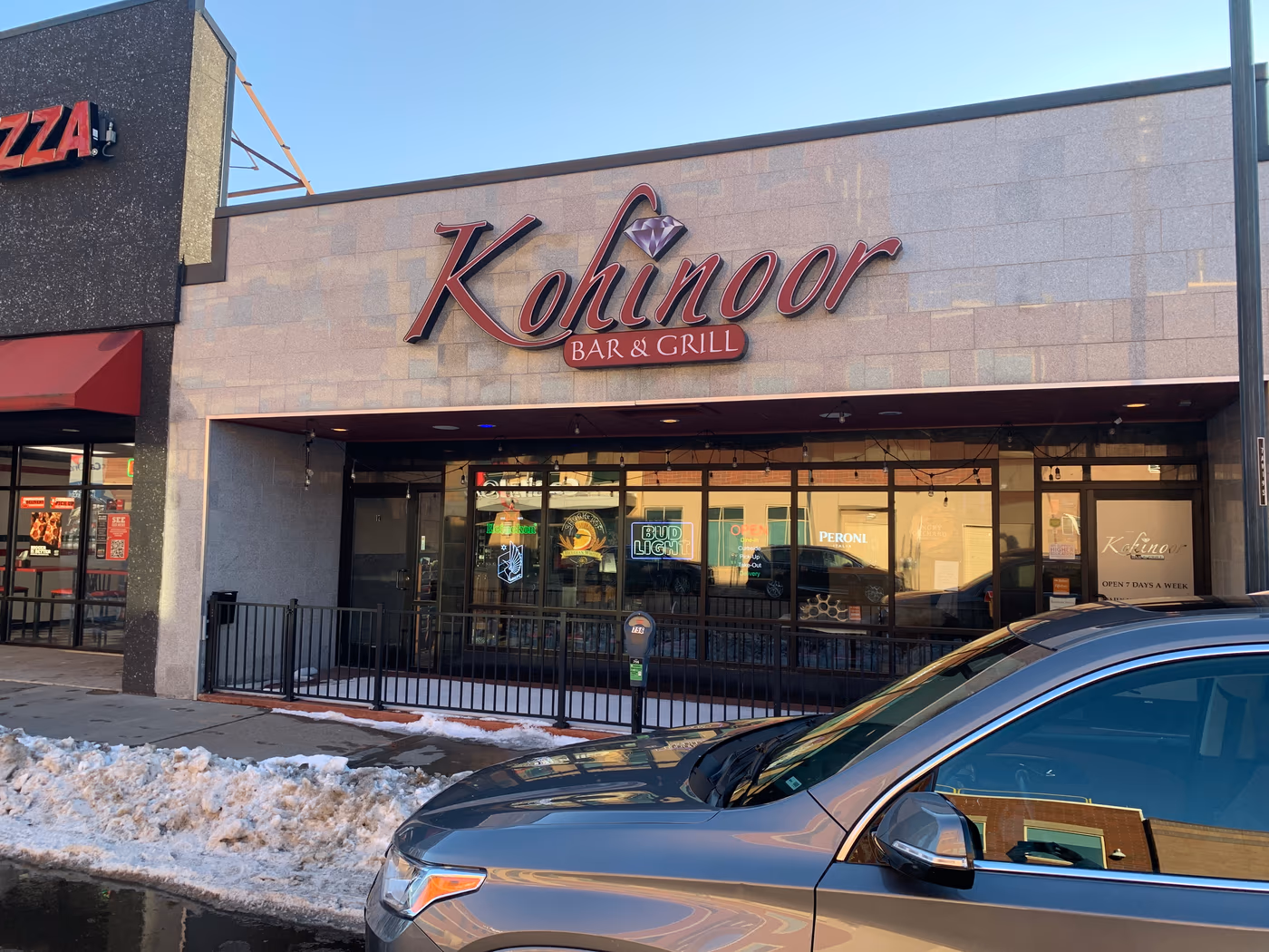 Kohinoor Bar & Grill photo 2