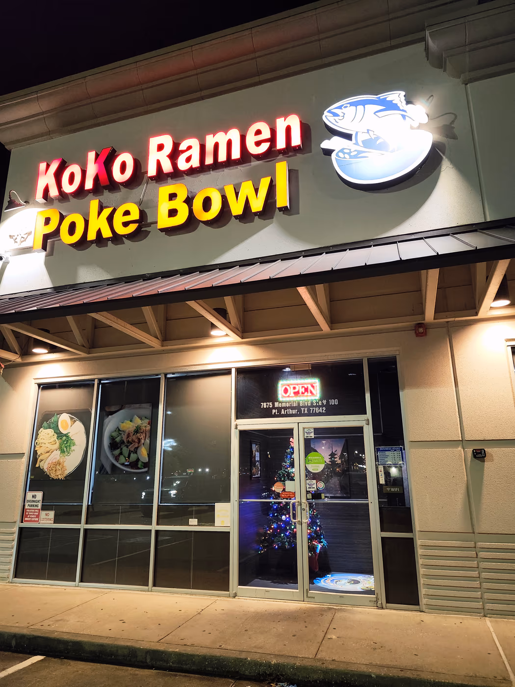 KoKo Ramen Hawaiian Poke Bowl