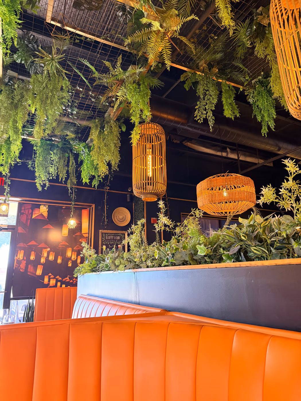 Kosmik Fusion Bar & Restaurant