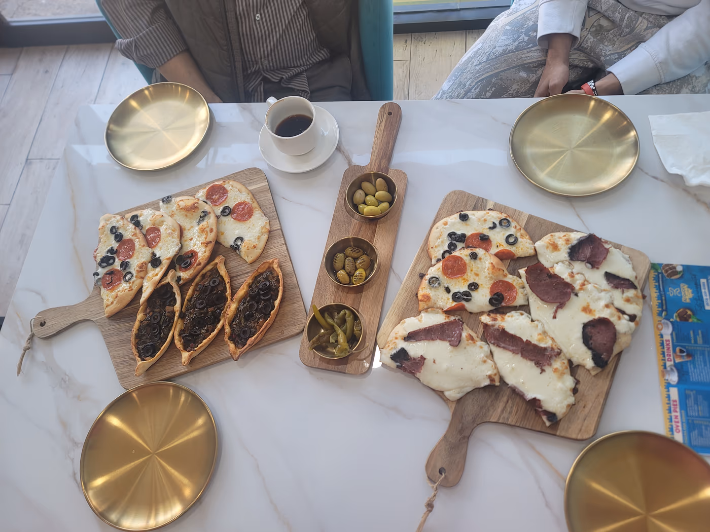 Kravory Cafe photo 3