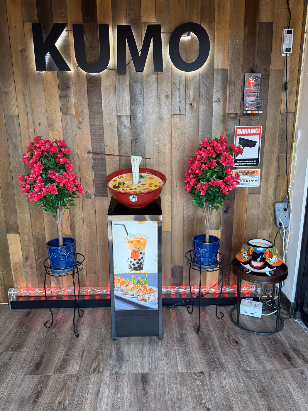 Kumo Japan of White Hall