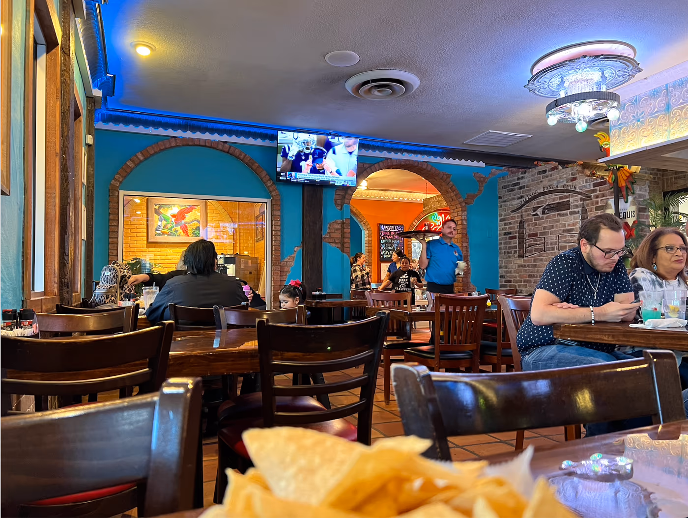 La Casona Dining & Bar