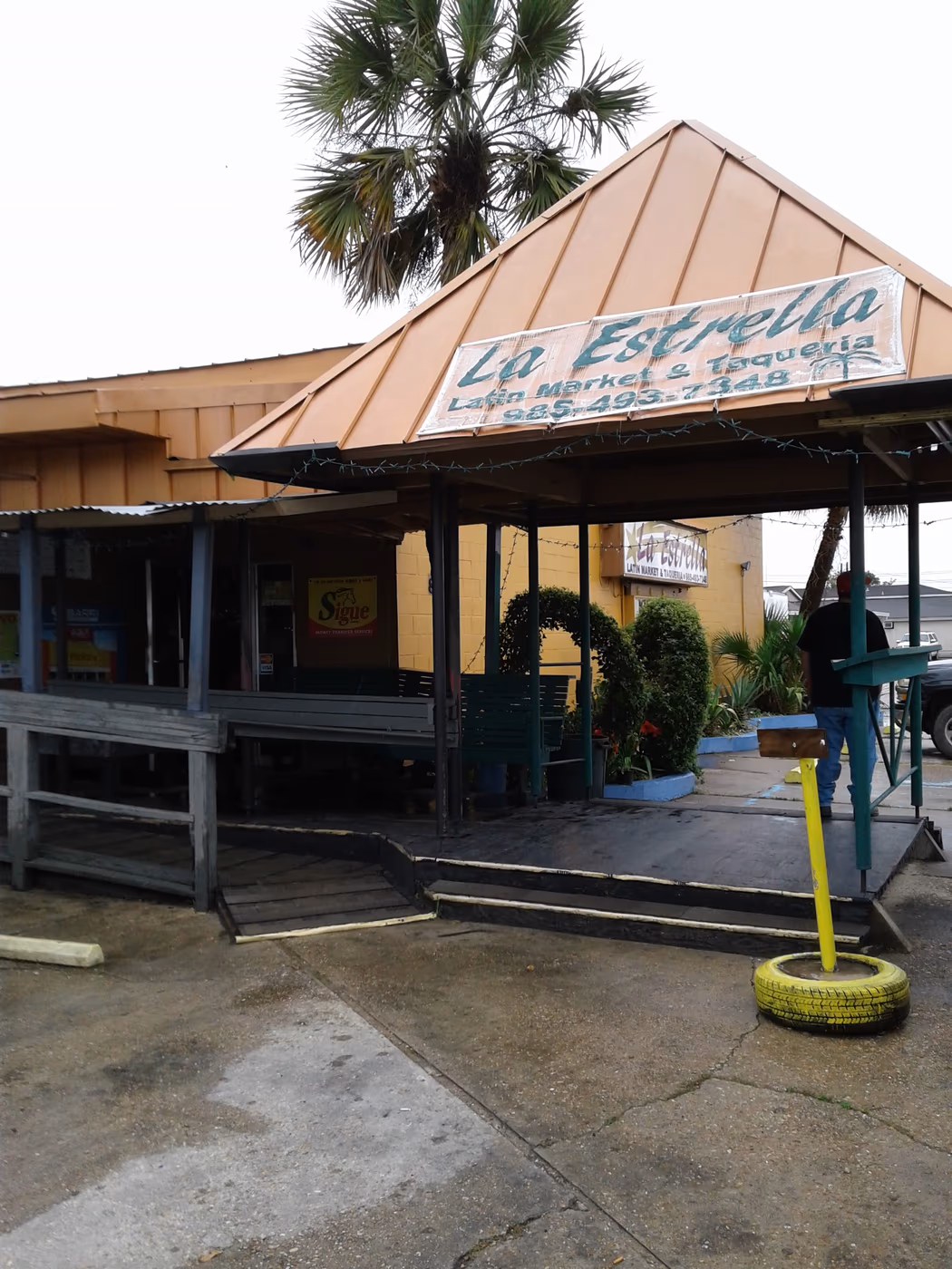 La Estrella Latin Market & Taquería | Mexican