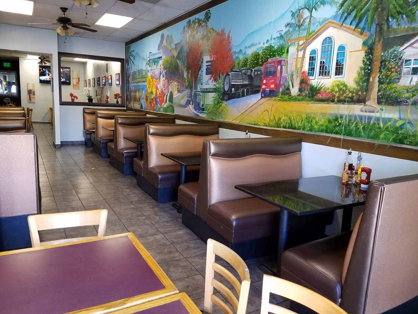 La Mesa Bistro & Bakery photo 2