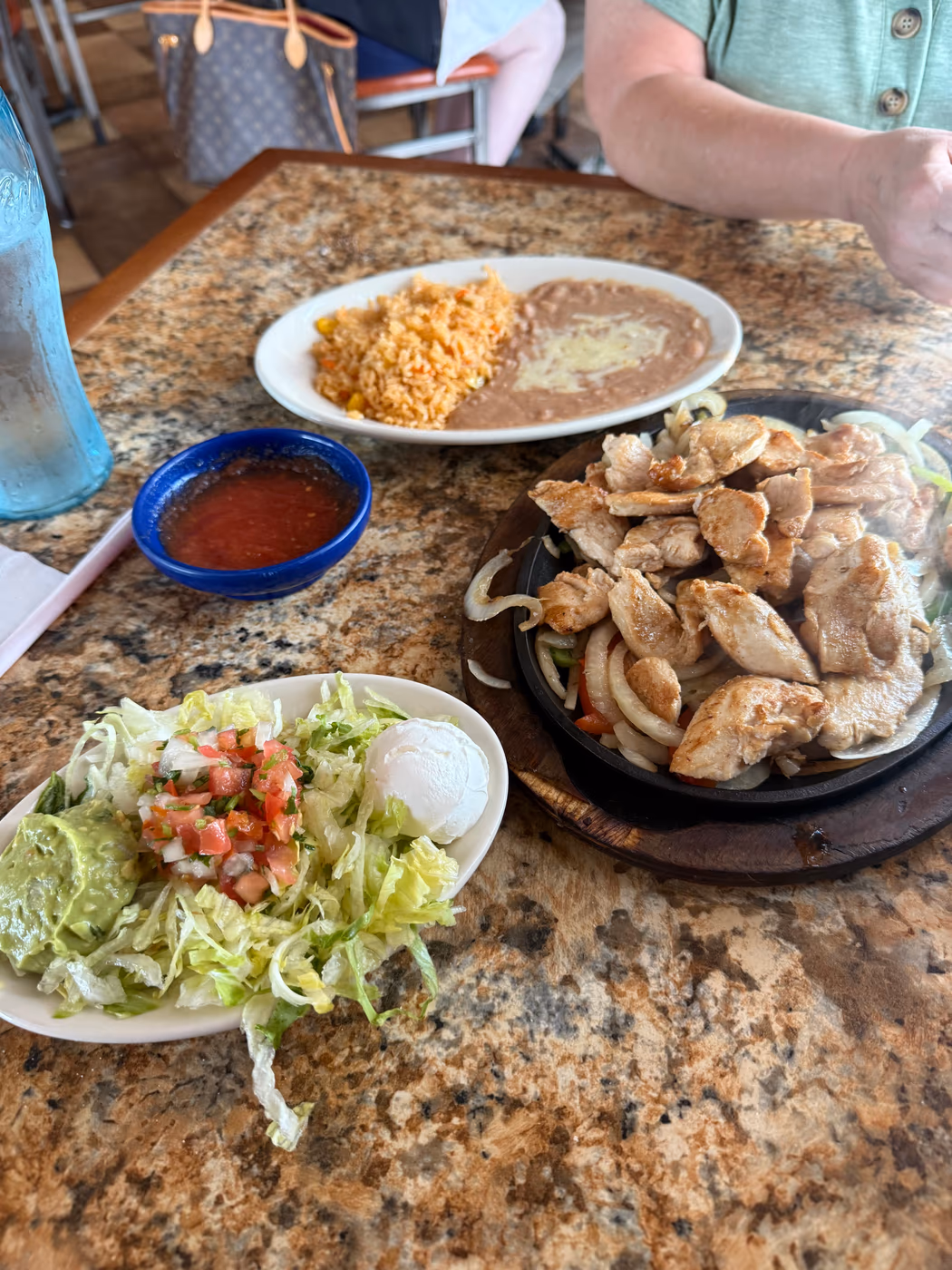La Parrilla Mexican Restaurant photo 4