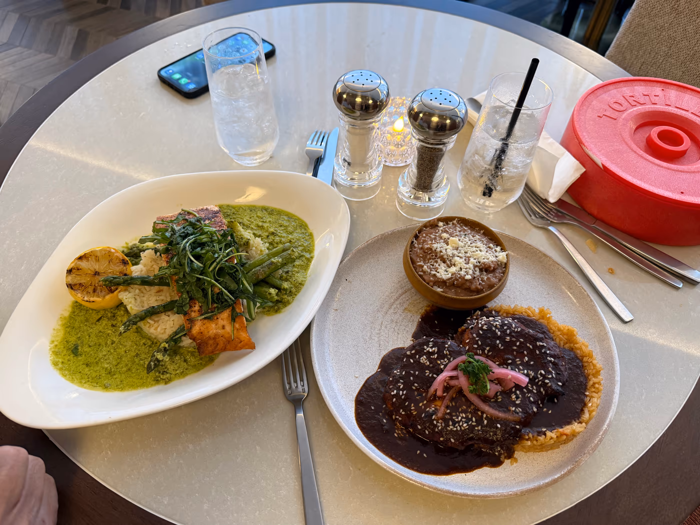 La Tapiz Restaurant photo 2