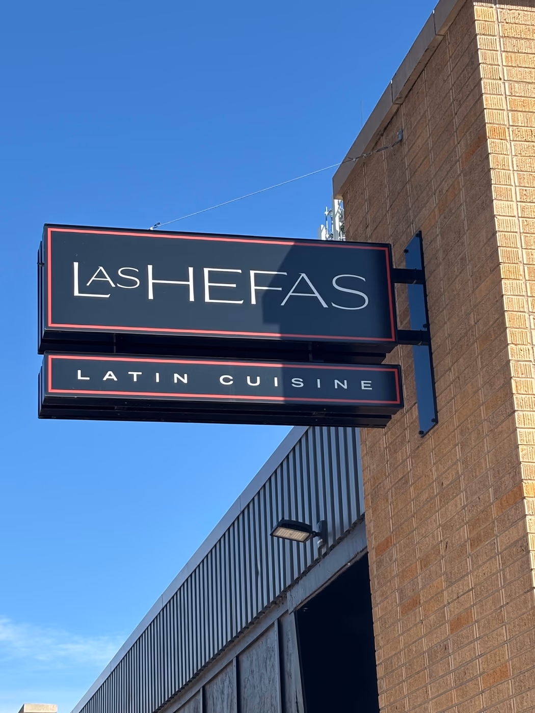 Las Hefas Latín Cuisine