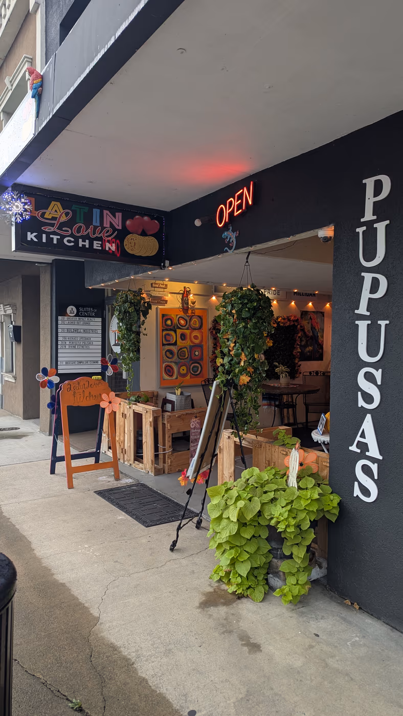 Latin Love Kitchen (PUPUSERIA) Kingsport's Pupusas photo 4