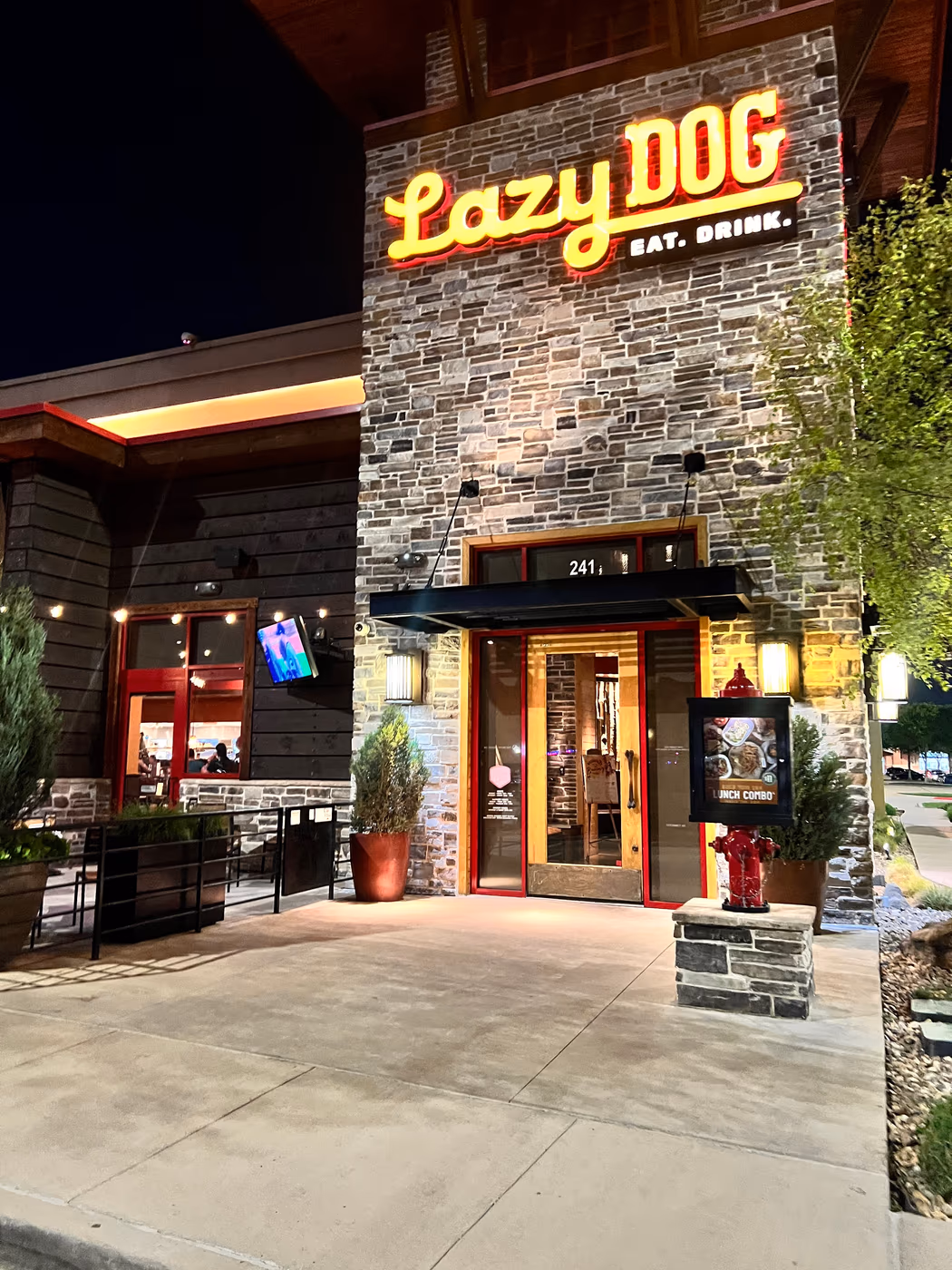 Lazy Dog Restaurant & Bar