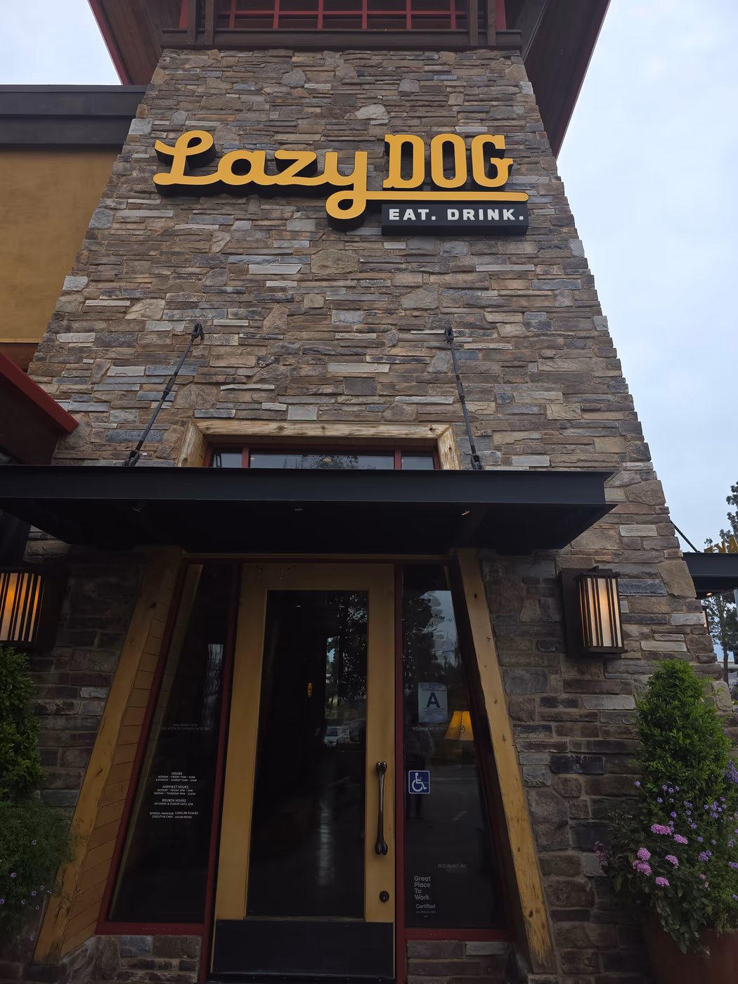 Lazy Dog Restaurant & Bar