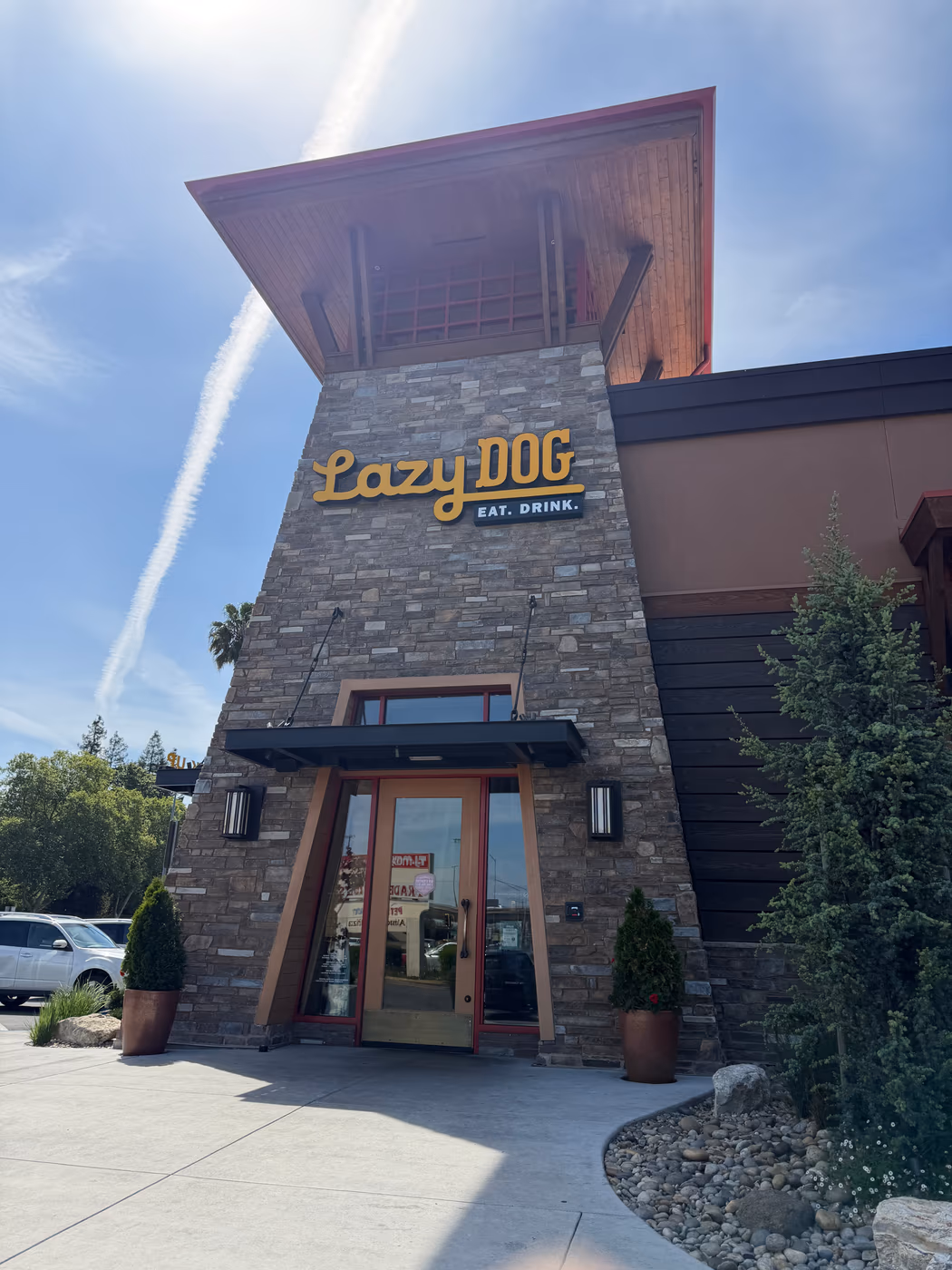 Lazy Dog Restaurant & Bar