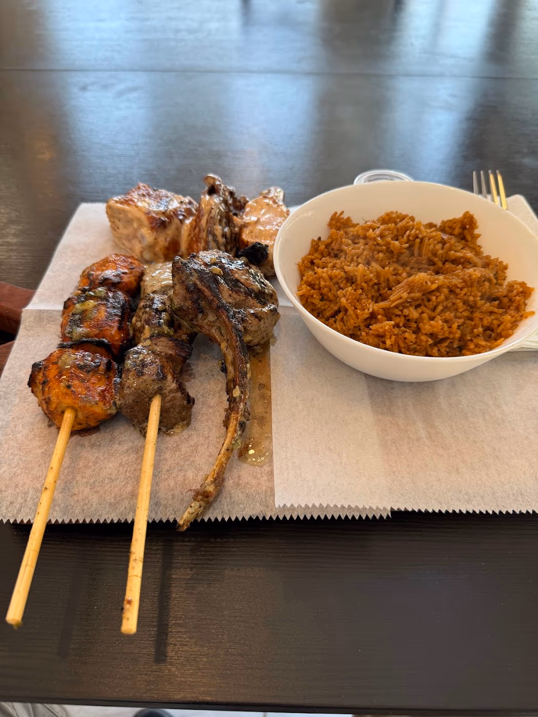 LE BON BON GRILL photo 3
