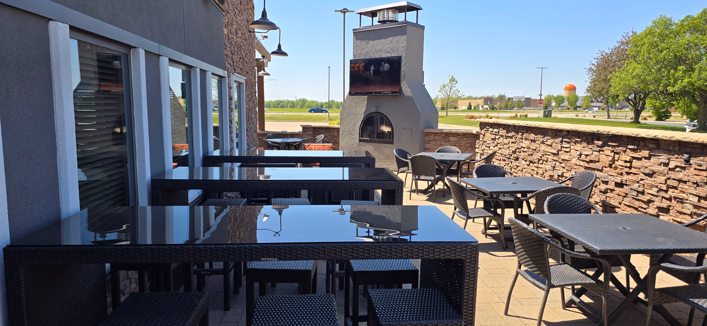Legends Bar & Grill