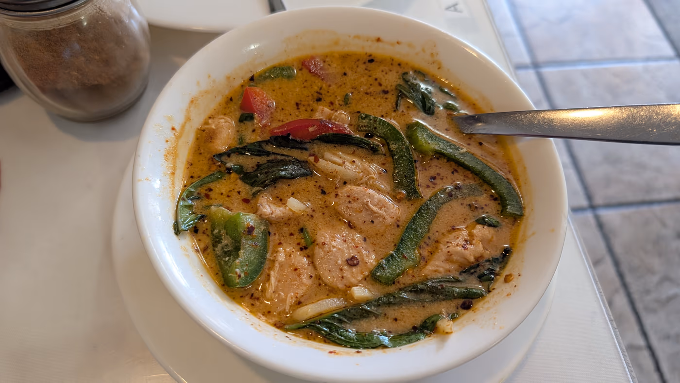 Lek's Taste of Thailand photo 3