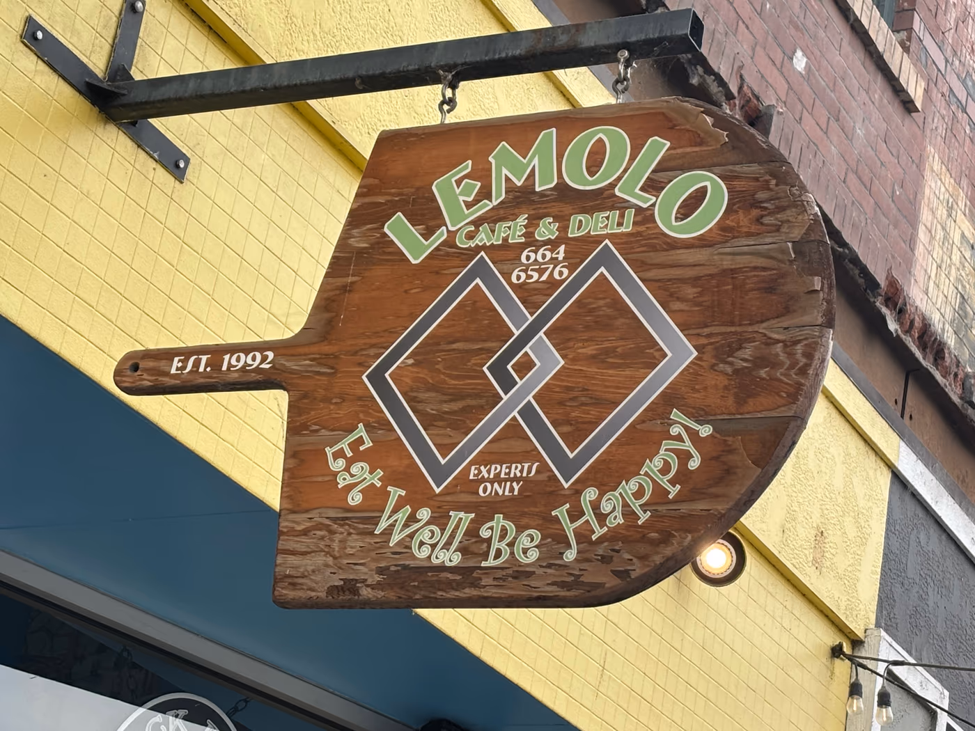 Lemolo Cafe & Deli
