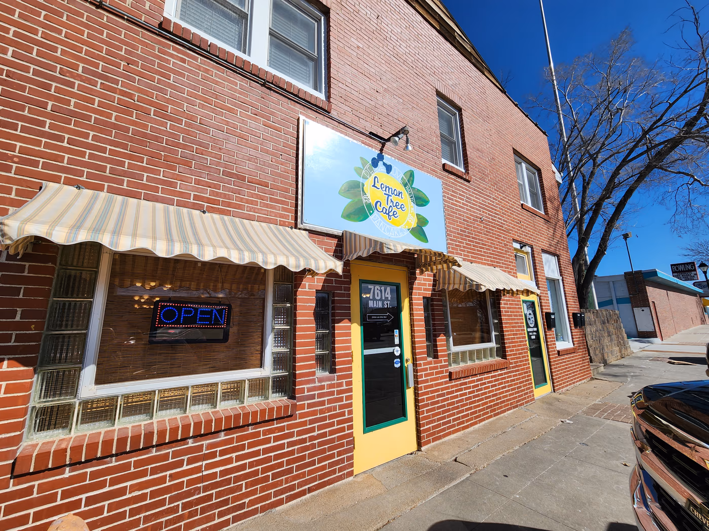 Lemon Tree Cafe