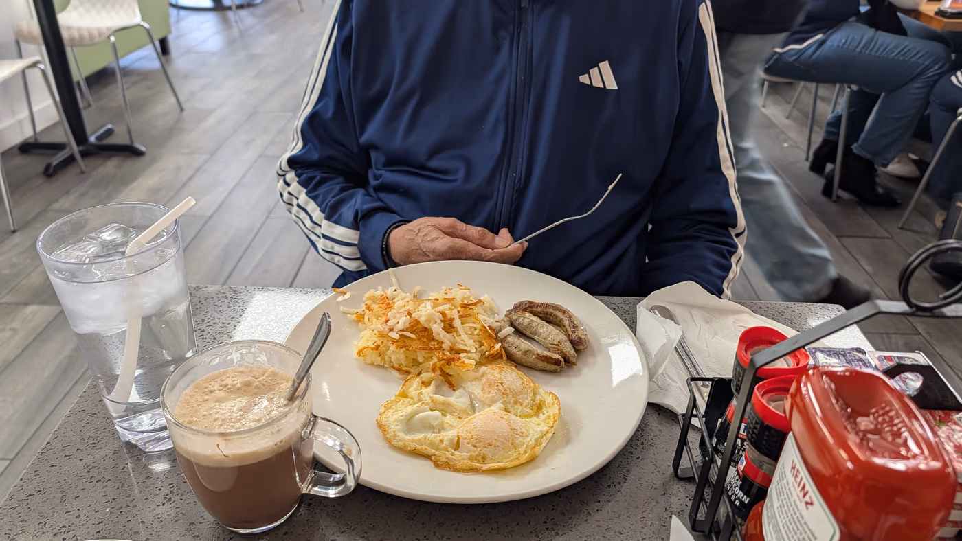 Leo's Brunch House photo 4