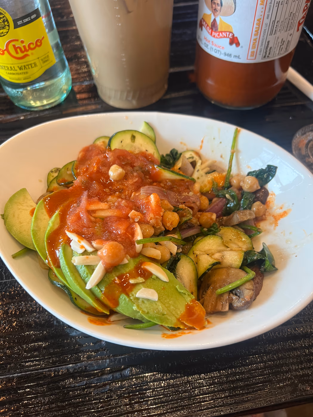 Lettuce Indulge Kitchen on The Boulevard At Gateway Village photo 3