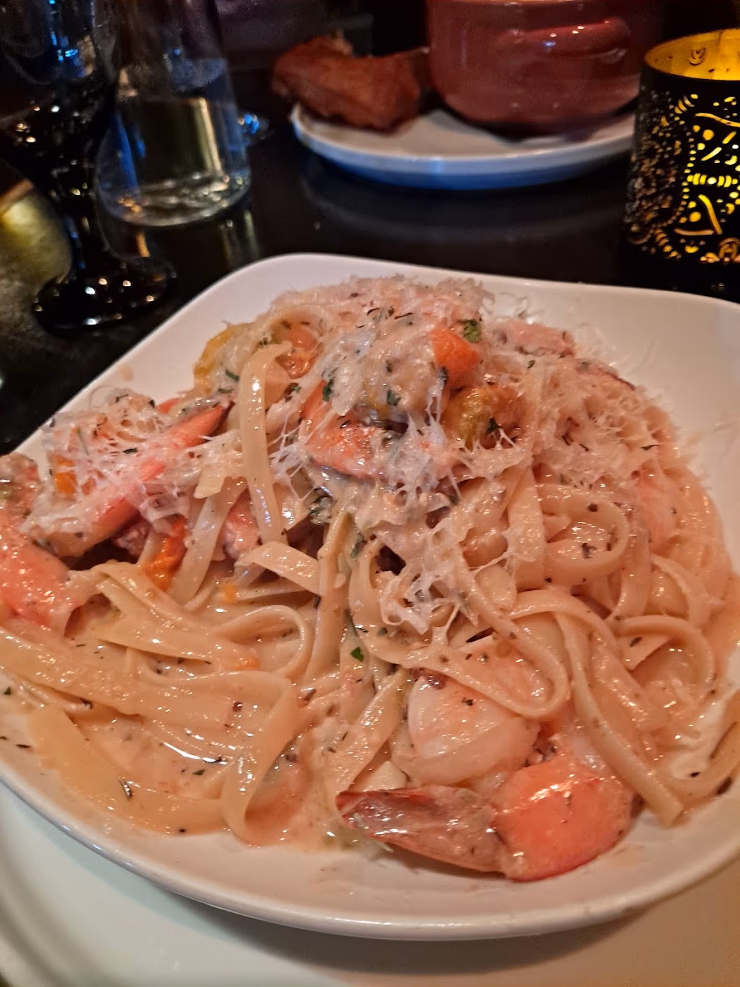 Lewis & Main Restaurant & Bar