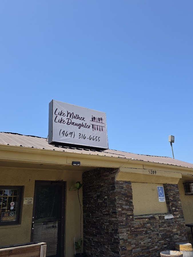 Like Mother Like Daughter Cafe