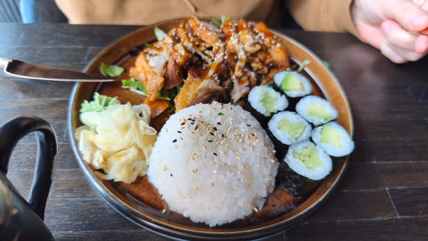 Linh’s Sushi Restaurant photo 4