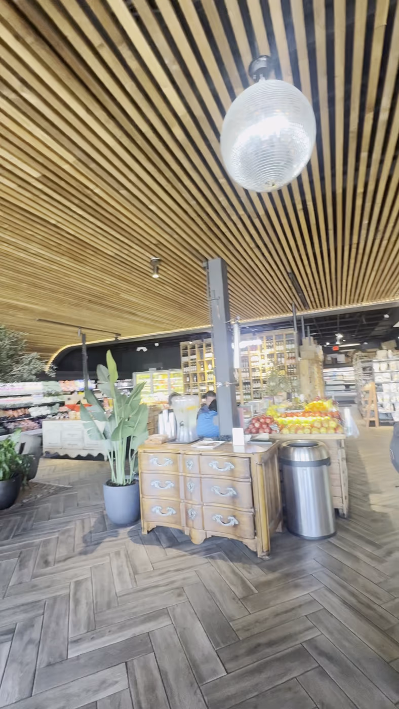 Living Green Cafe photo 4