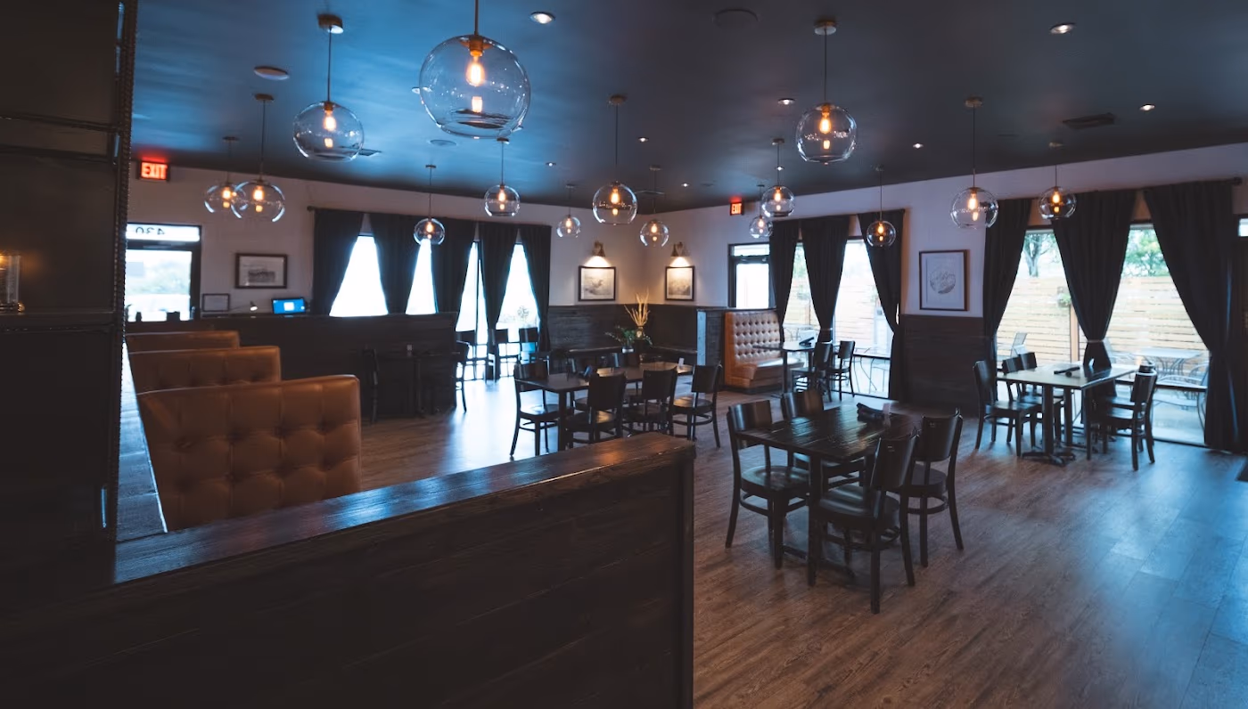 LJ's Bistro & Bar photo 2