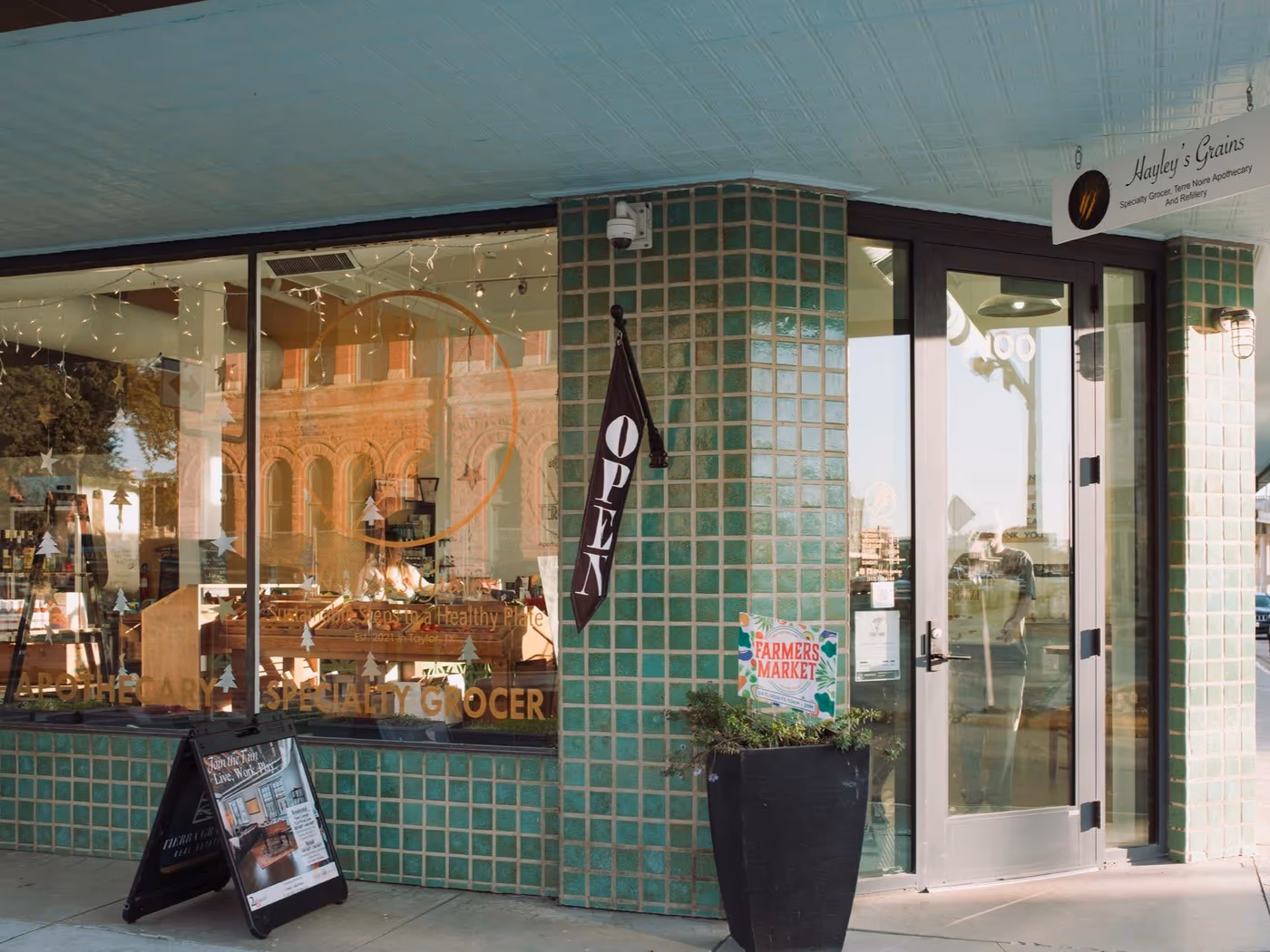 Local Grocer (formerly Hayley's Grains)