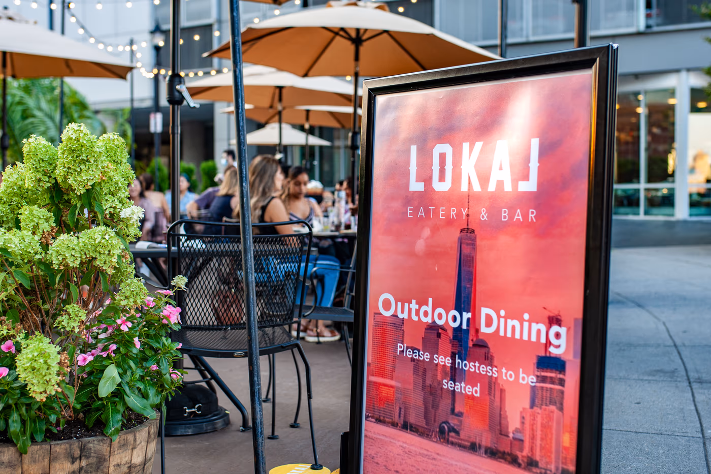 Lokal Eatery & Bar