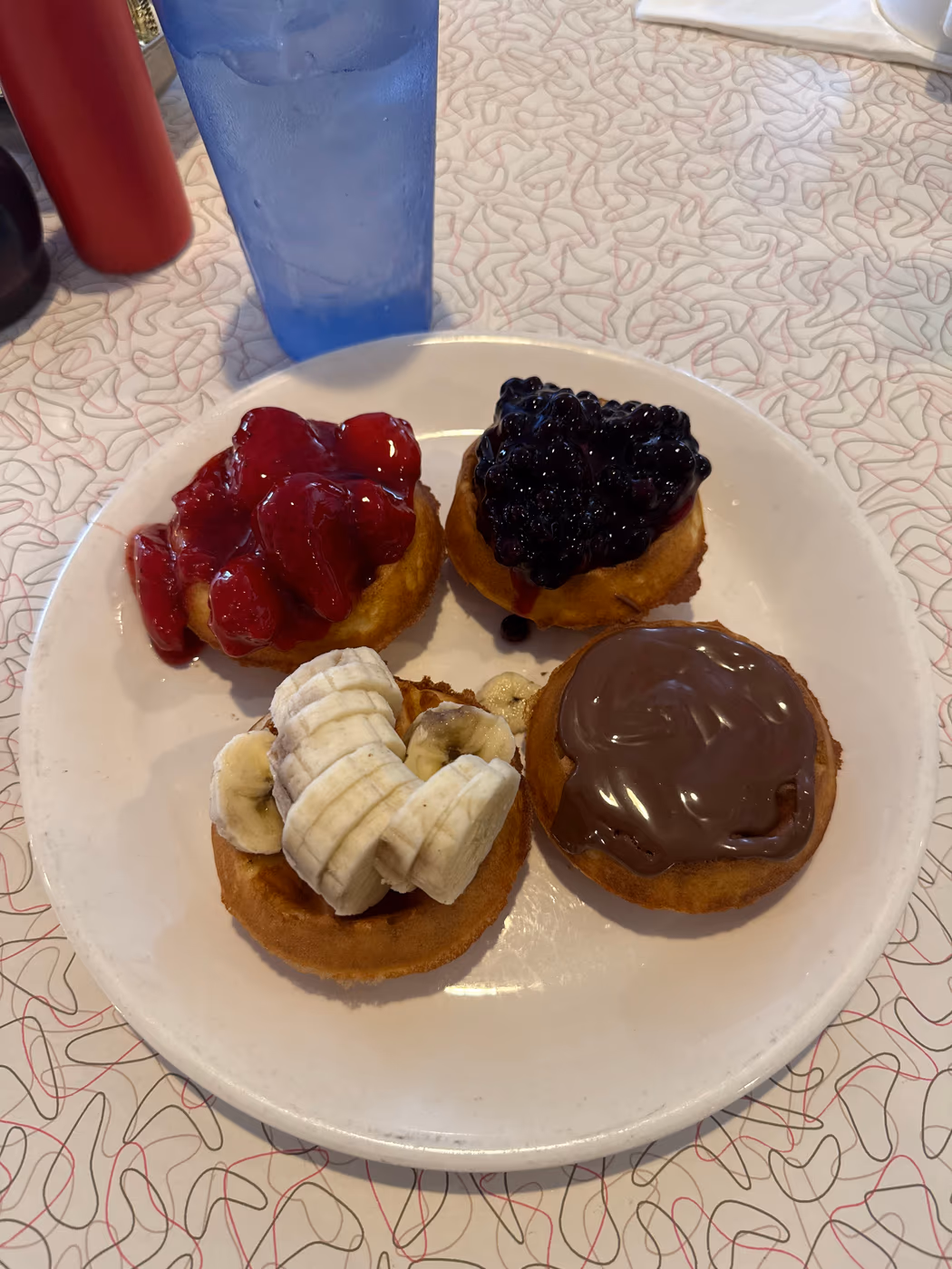 Lola's Diner photo 3