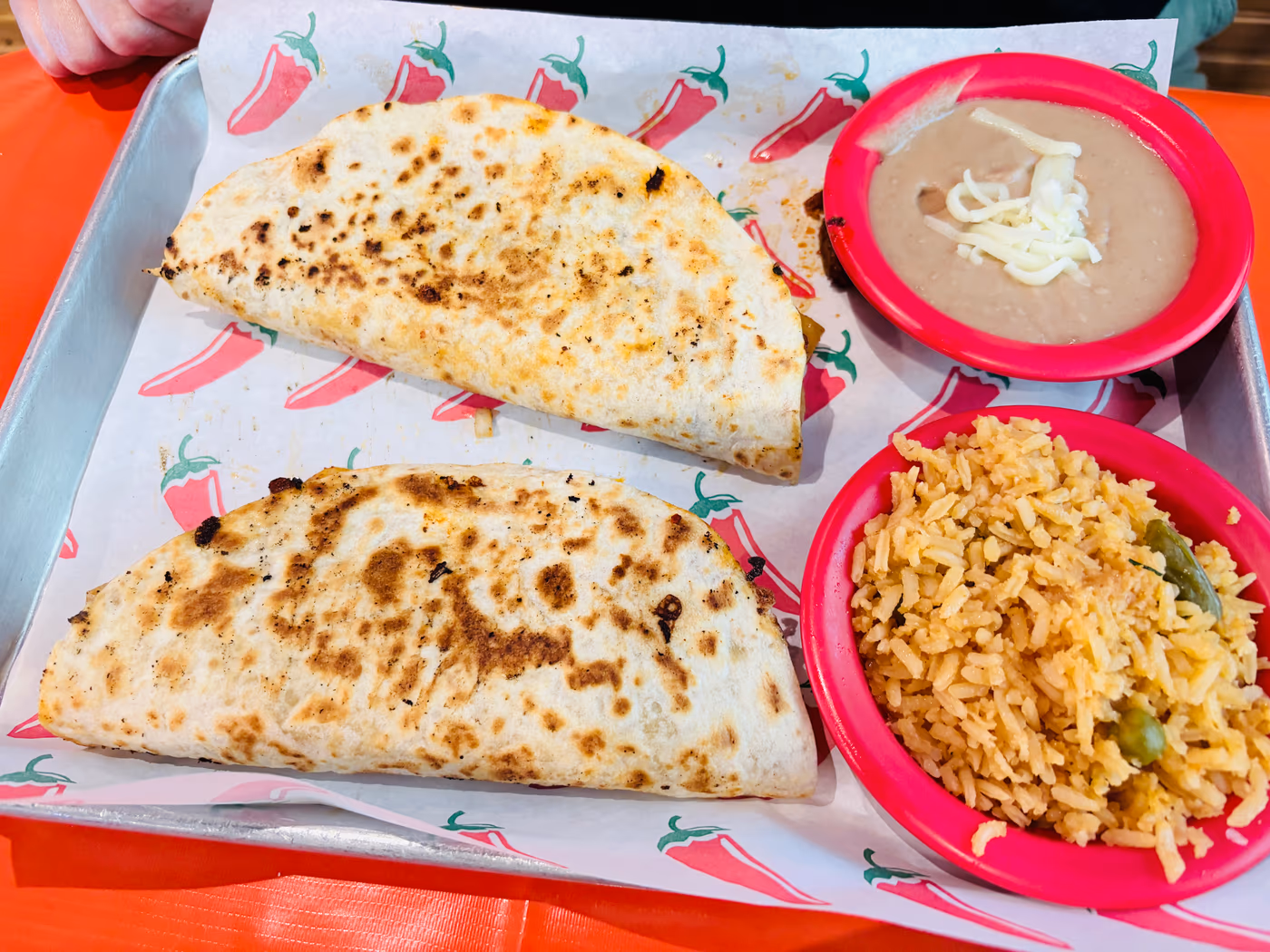 Lola's Fresh Taqueria photo 4