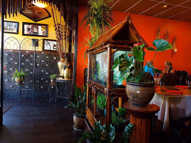 Long Beach Cafe Restaurant in Lakewood photo 2