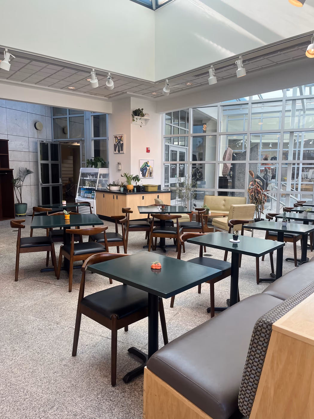 Looma Café