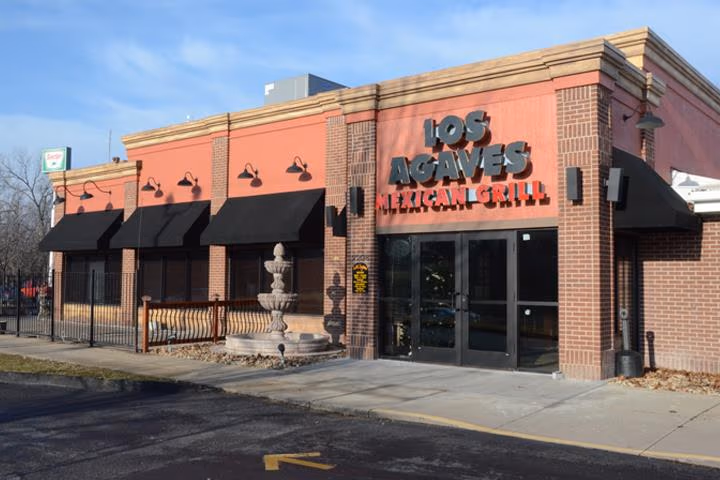 Los Agaves Mexican Grill photo 3