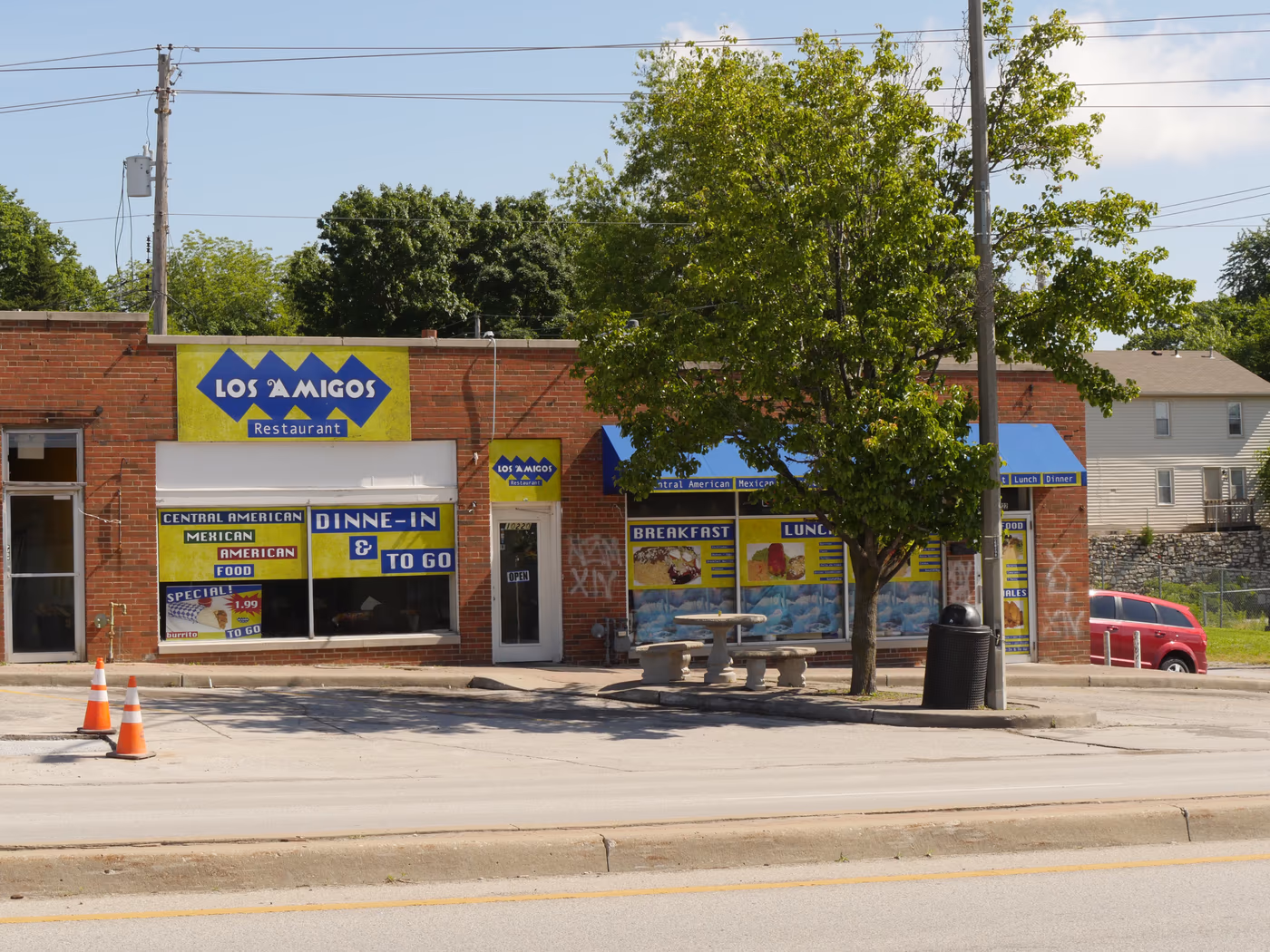 Los Amigos Restaurant photo 2
