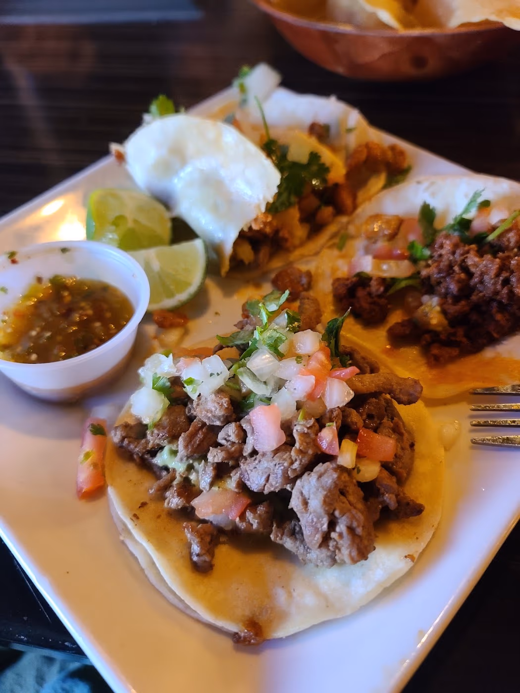 Los Domingos Restaurant and Lounge photo 3